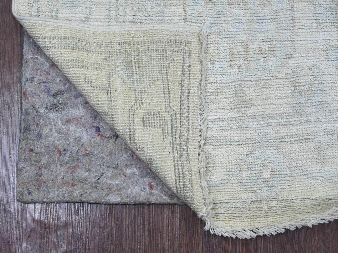 2'7" x 9'8" New Hand Knotted Ivory Wool Rectangle Oriental Rug - MOA10221693