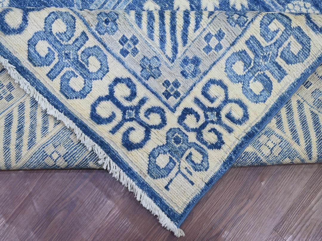 9'10" x 13'5" New Hand Knotted Blue Wool Rectangle Oriental Rug - MOA10221879