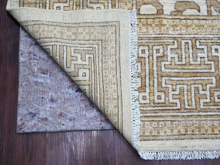 9'11" x 13'10" New Hand Knotted Ivory Wool Rectangle Oriental Rug - MOA10221880