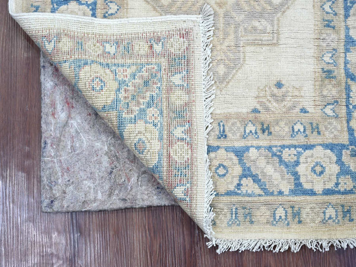 2'6" x 7'6" New Hand Knotted Ivory Wool Runner Oriental Rug - MOA10221961