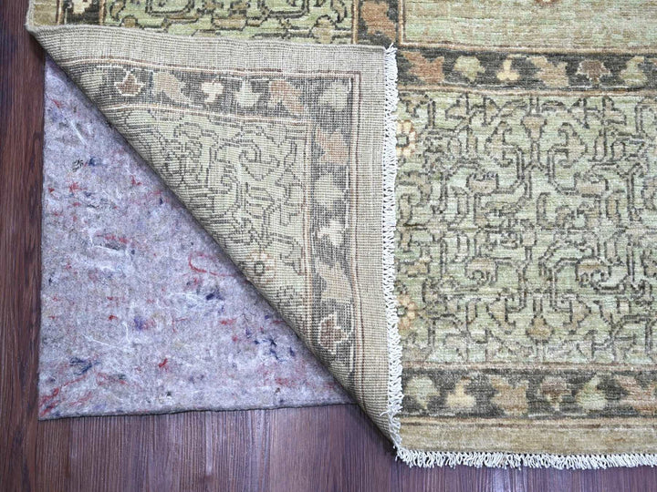 9'11" x 13'8" New Hand Knotted Green Wool Rectangle Oriental Rug - MOA10222104