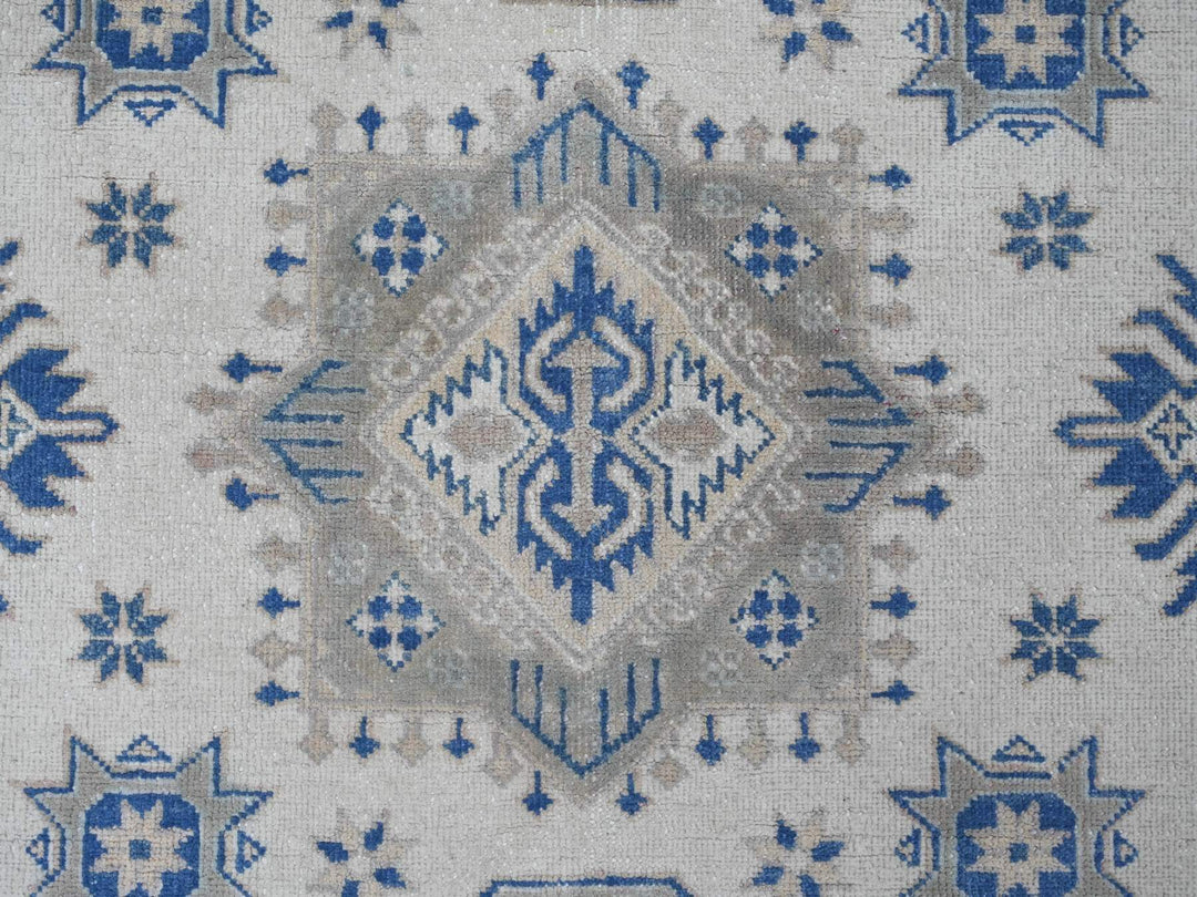 7'9" x 9'3" New Hand Knotted Ivory Wool Rectangle Oriental Rug - MOA10222196