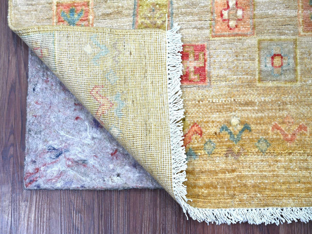 2'7" x 5'7" New Hand Knotted Beige Wool Runner Oriental Rug - MOA10222380