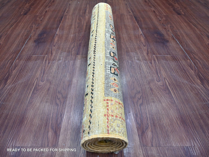 2'7" x 5'8" New Hand Knotted Yellow Wool Runner Oriental Rug - MOA10222382