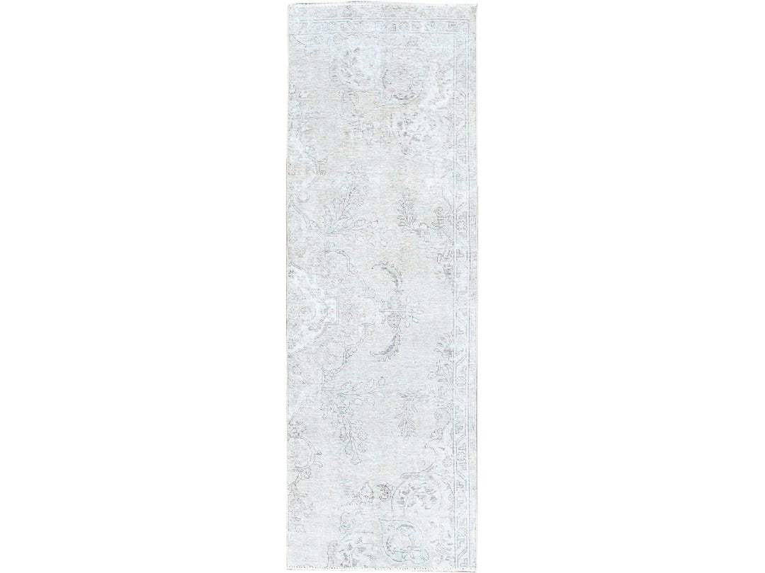 2'6" x 7'6" Vintage Hand Knotted Ivory Wool Runner Oriental Rug - MOA102224