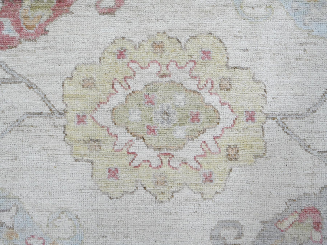 8'0" x 9'9" New Hand Knotted Ivory Wool Rectangle Oriental Rug - MOA10222619