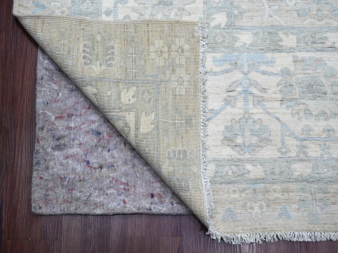 9'11" x 13'6" New Hand Knotted Grey Wool Rectangle Oriental Rug - MOA10222692