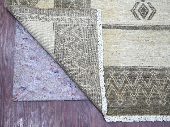 8'0" x 9'7" New Hand Knotted Ivory Wool Rectangle Oriental Rug - MOA10222695