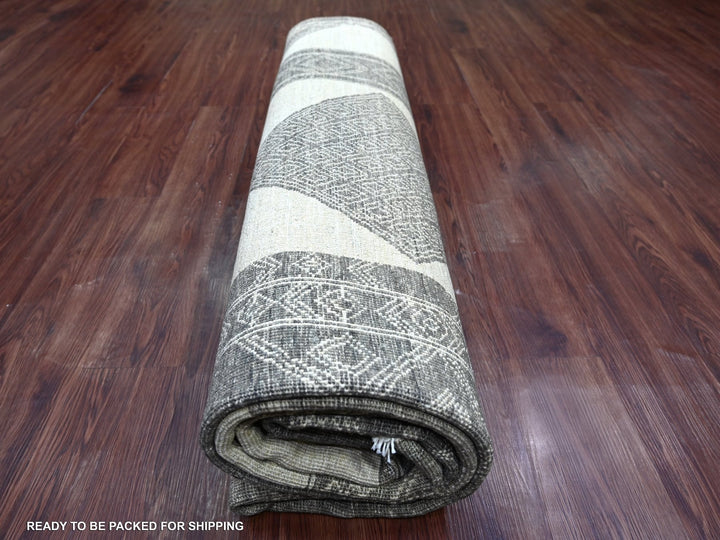 8'0" x 9'7" New Hand Knotted Ivory Wool Rectangle Oriental Rug - MOA10222695