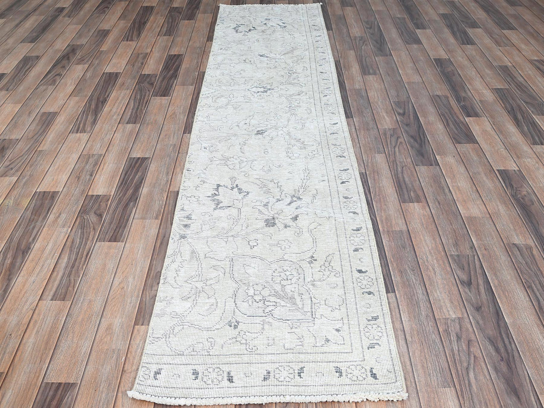 2'2" x 9'0" Vintage Hand Knotted Ivory Wool Runner Oriental Rug - MOA102226