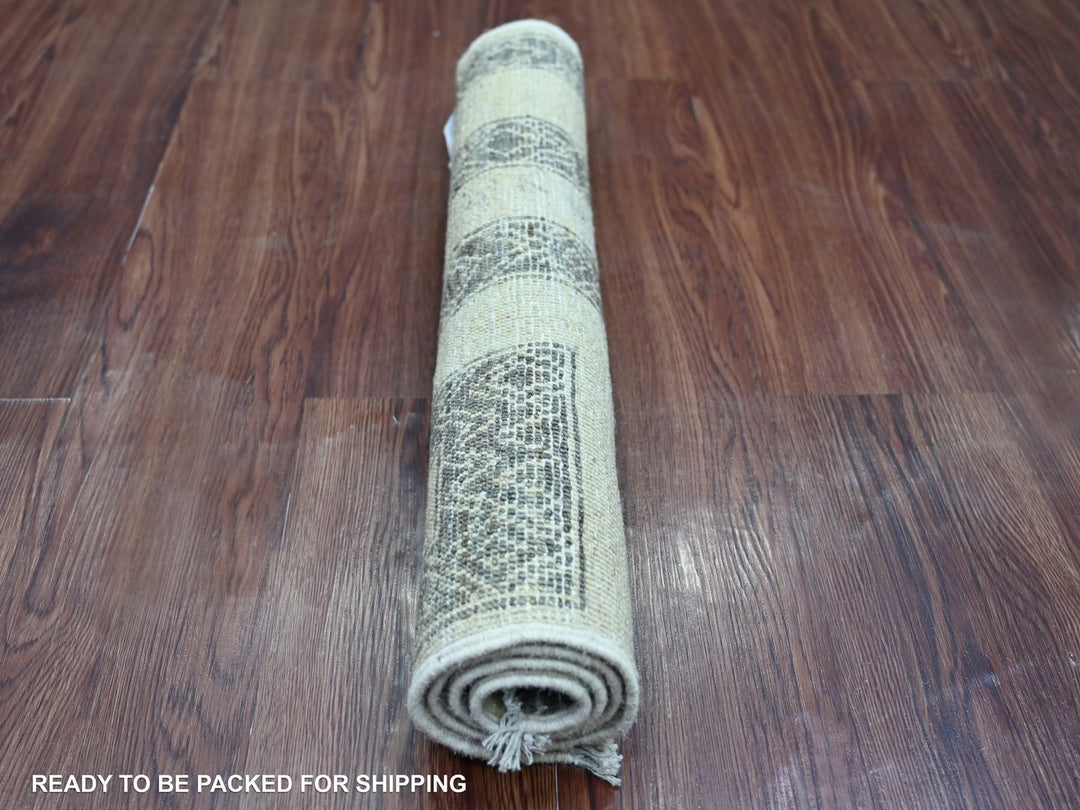 2'2" x 3'0" New Hand Knotted Ivory Wool Rectangle Oriental Rug - MOA10222812