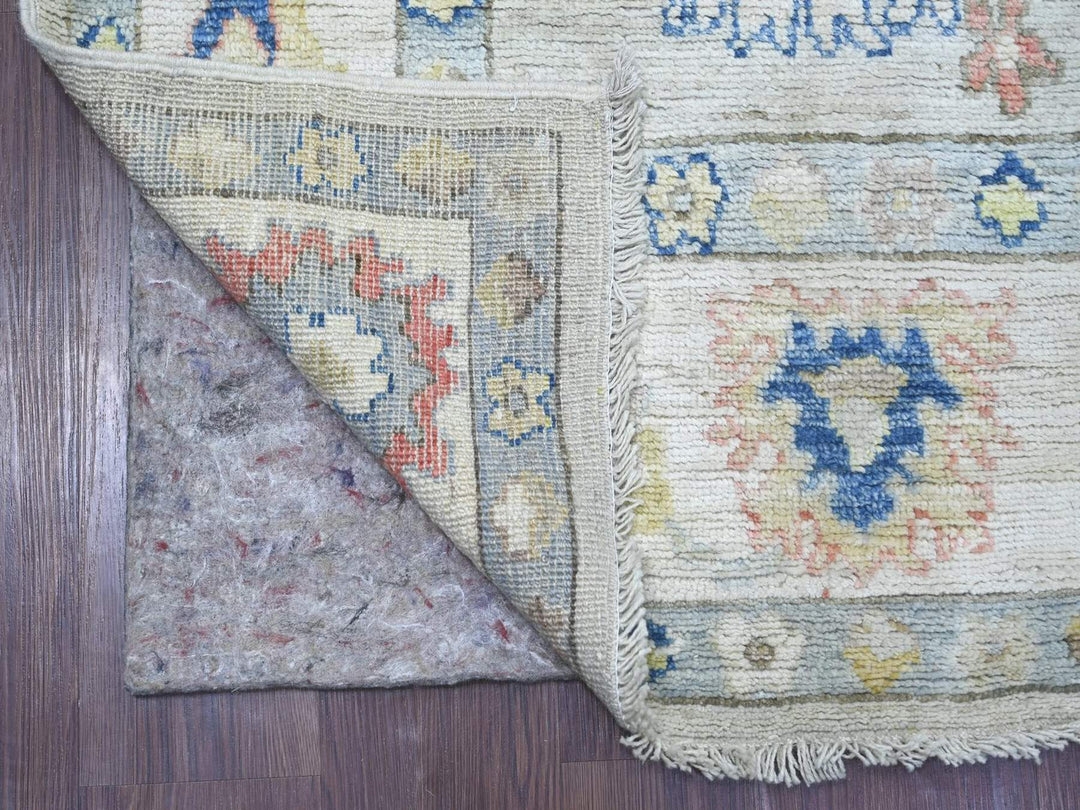 6'2" x 8'10" New Hand Knotted Grey Wool Rectangle Oriental Rug - MOA10222881