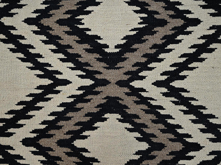5'2" x 7'0" New Hand Woven Brown Wool Rectangle Oriental Rug - MOA1022326