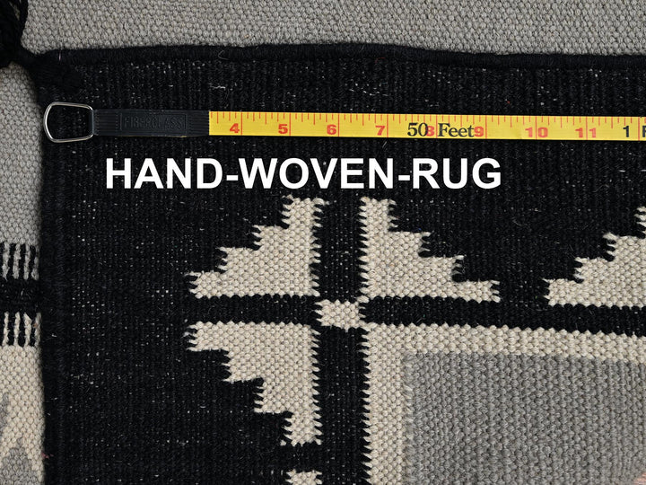 5'4" x 6'10" New Hand Woven Grey Wool Rectangle Oriental Rug - MOA1022328