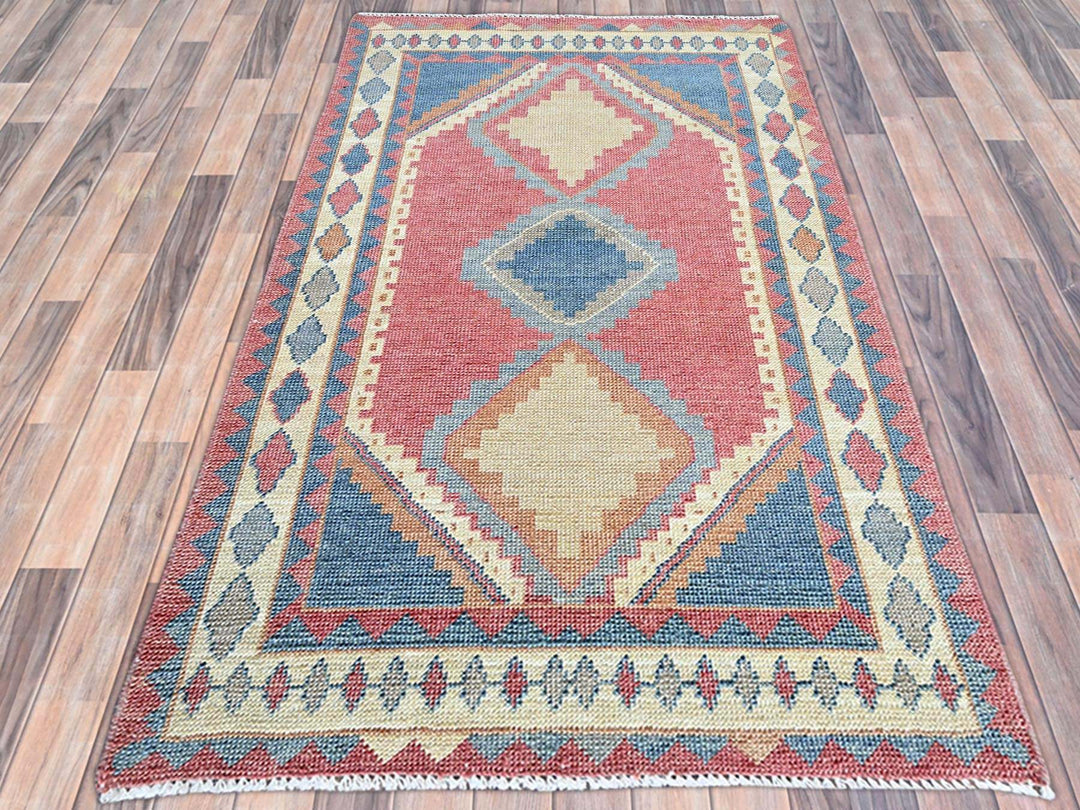 2'9" x 4'9" New Hand Knotted Pink Wool Rectangle Oriental Rug - MOA102249