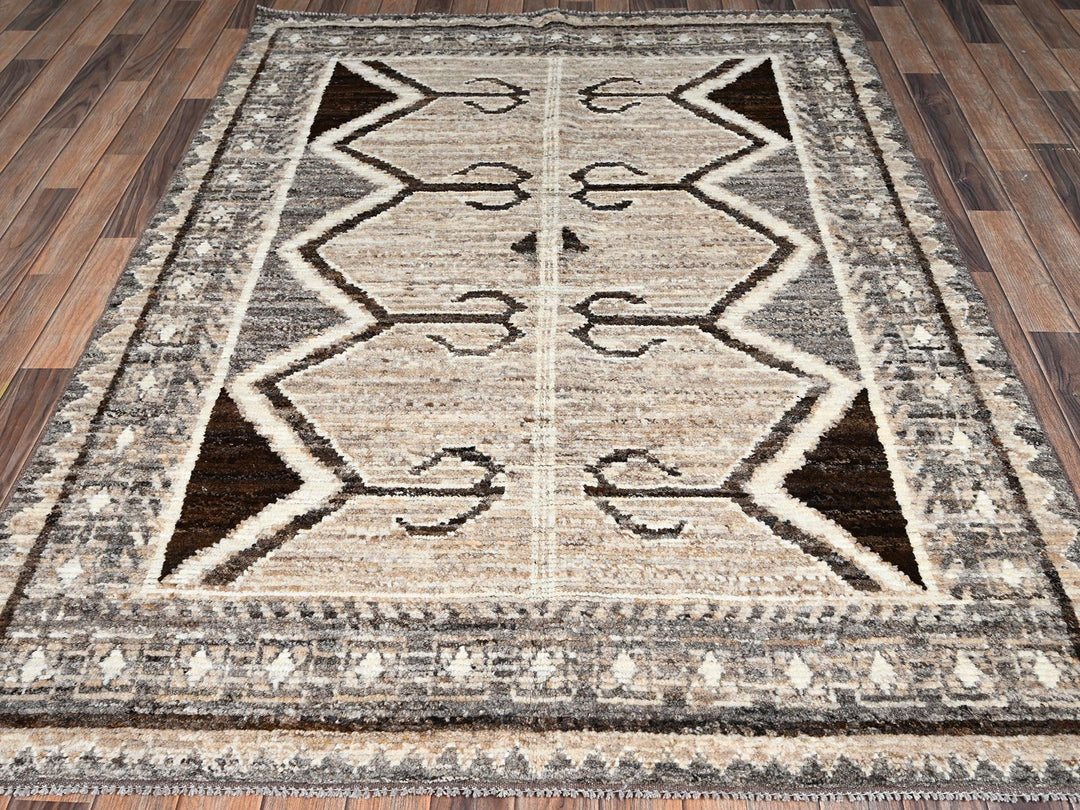 5'2" x 7'1" New Hand Knotted Brown Wool Rectangle Oriental Rug - MOA1022517