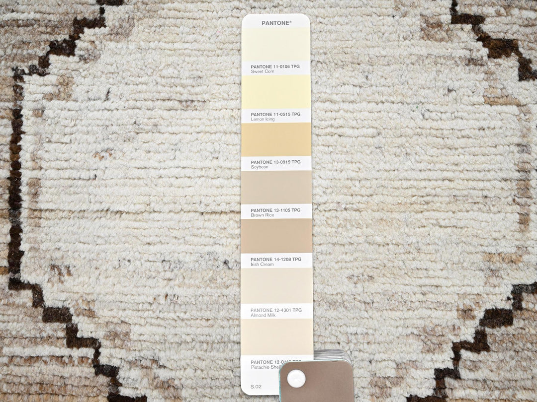 5'3" x 7'2" New Hand Knotted Ivory Wool Rectangle Oriental Rug - MOA1022519