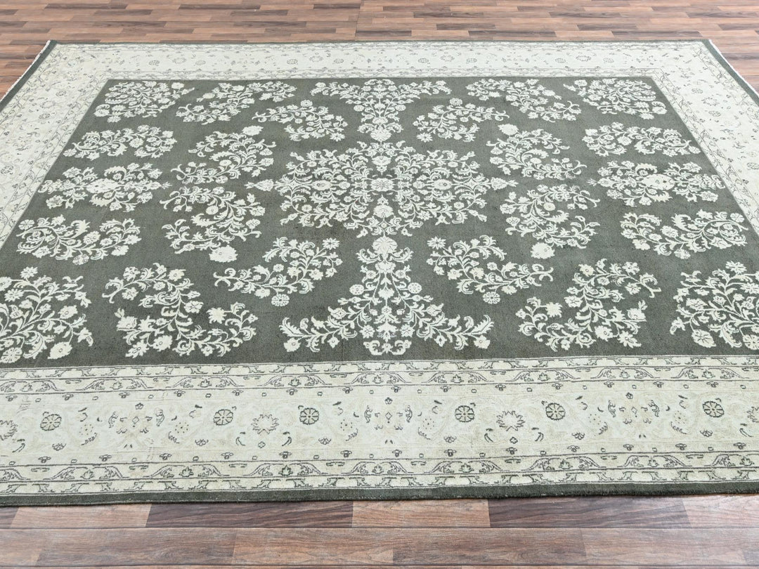 9'8" x 14'2" Vintage Hand Knotted Green Wool Rectangle Oriental Rug - MOA1022529