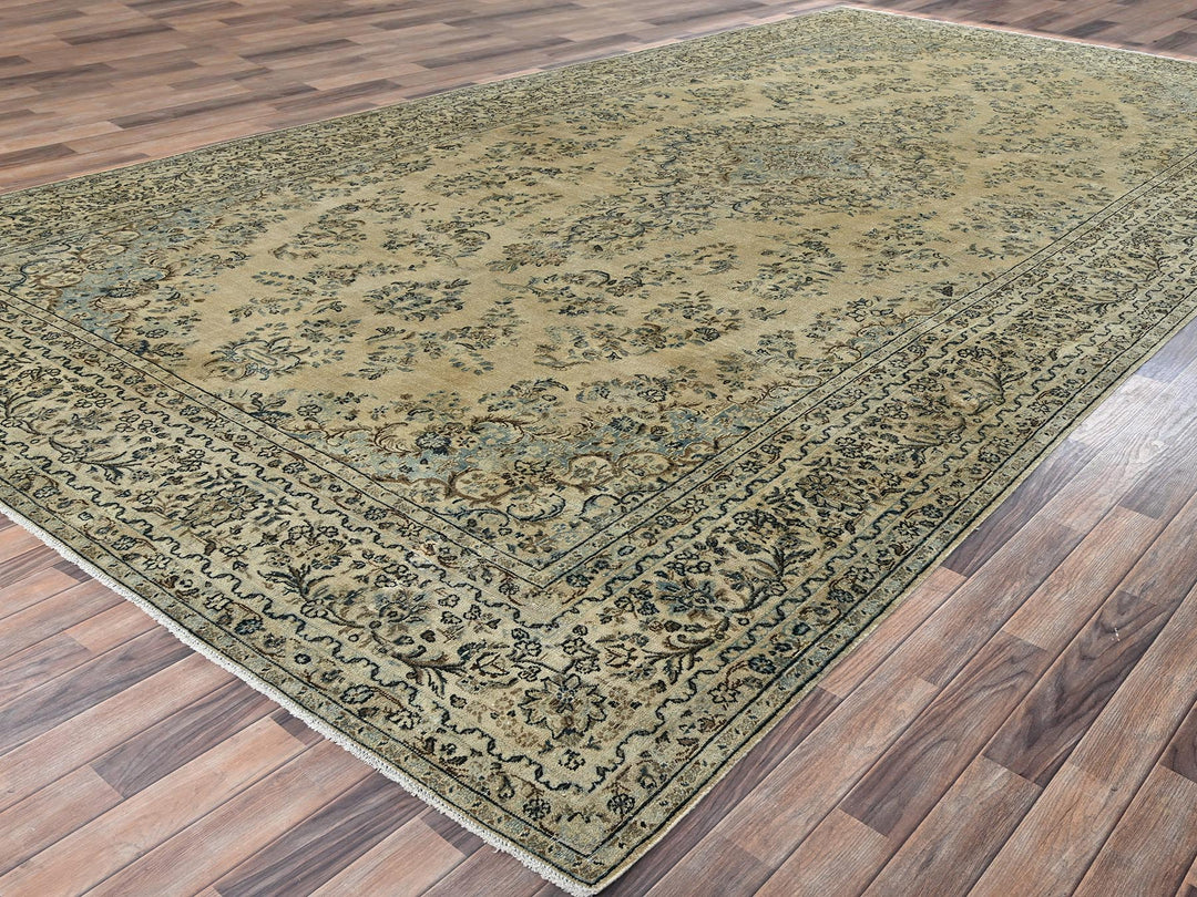 10'0" x 18'5" Vintage Hand Knotted Brown Wool Rectangle Oriental Rug - MOA1022531