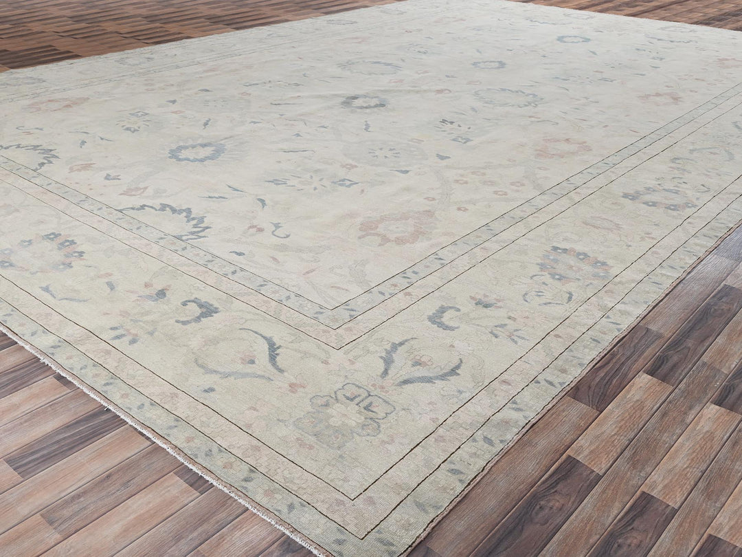 13'5" x 19'3" Vintage Hand Knotted Ivory Wool Rectangle Oriental Rug - MOA1022537