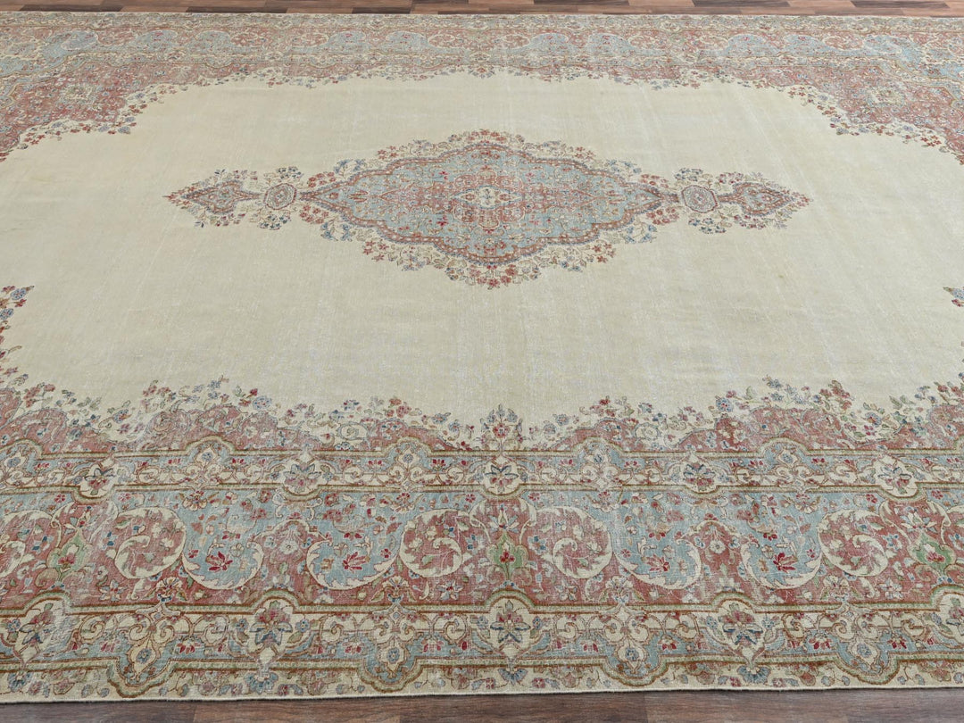 11'8" x 19'5" Vintage Hand Knotted Ivory Wool Rectangle Oriental Rug - MOA1022545