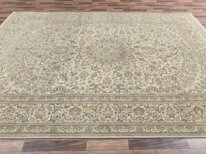 9'7" x 13'3" Vintage Hand Knotted Ivory Wool & Silk Rectangle Oriental Rug - MOA1022556