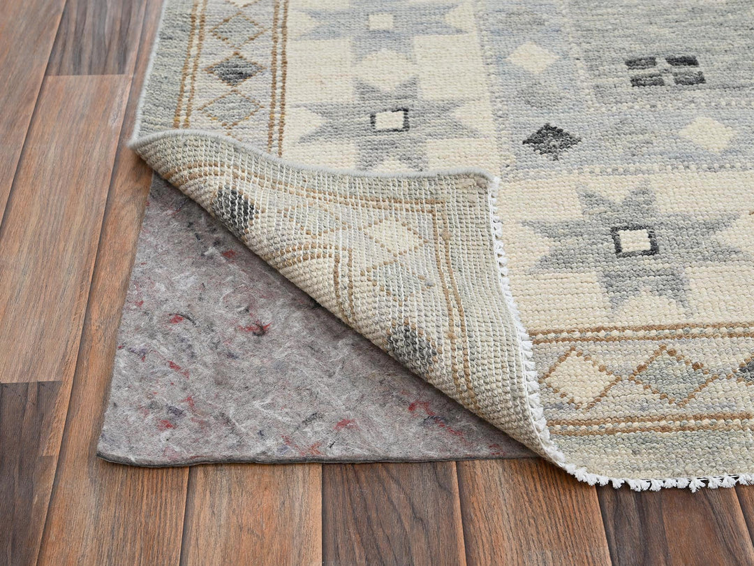 9'9" x 13'10" New Hand Knotted Grey Wool Rectangle Oriental Rug - MOA1022563