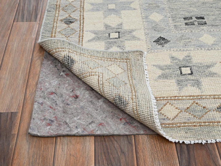 9'9" x 13'10" New Hand Knotted Grey Wool Rectangle Oriental Rug - MOA1022563