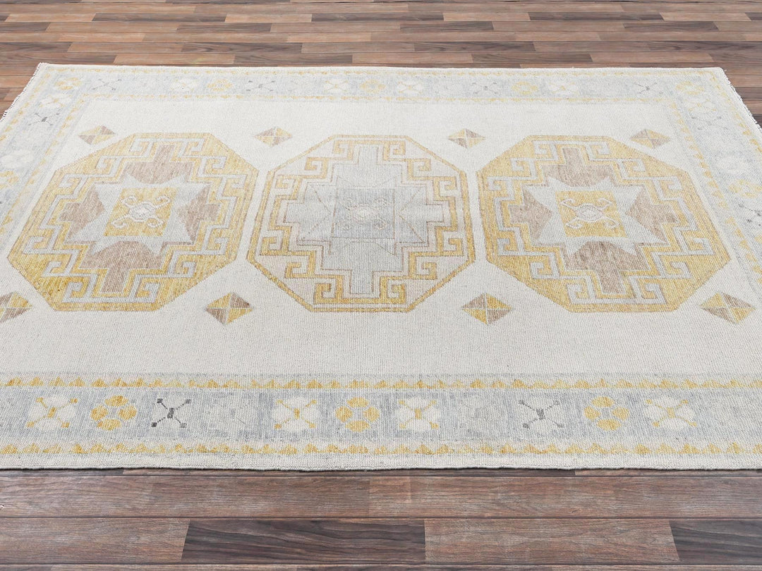 6'0" x 8'11" New Hand Knotted Ivory Wool Rectangle Oriental Rug - MOA1022682