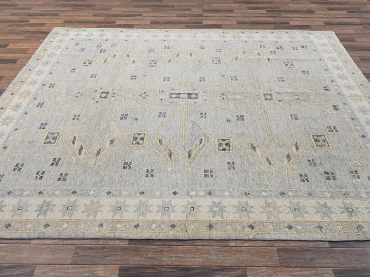 7'11" x 9'9" New Hand Knotted Grey Wool Rectangle Oriental Rug - MOA1022710