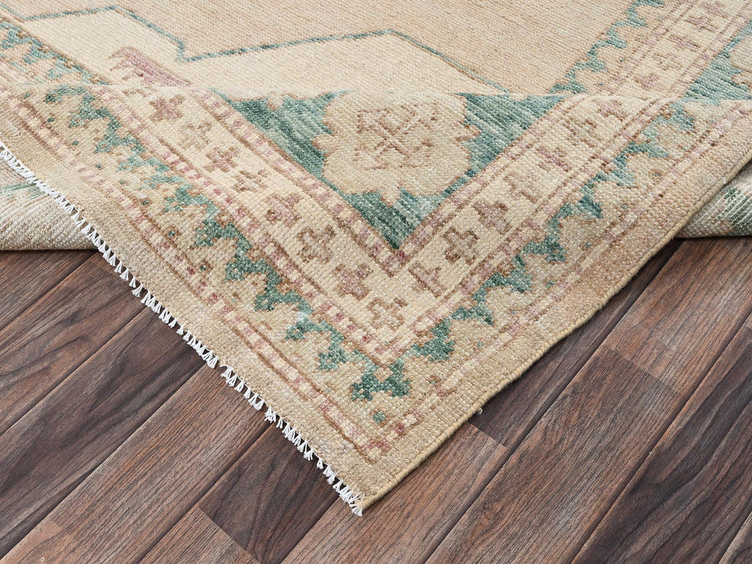 7'9" x 9'11" New Hand Knotted Brown Wool Rectangle Oriental Rug - MOA1022712