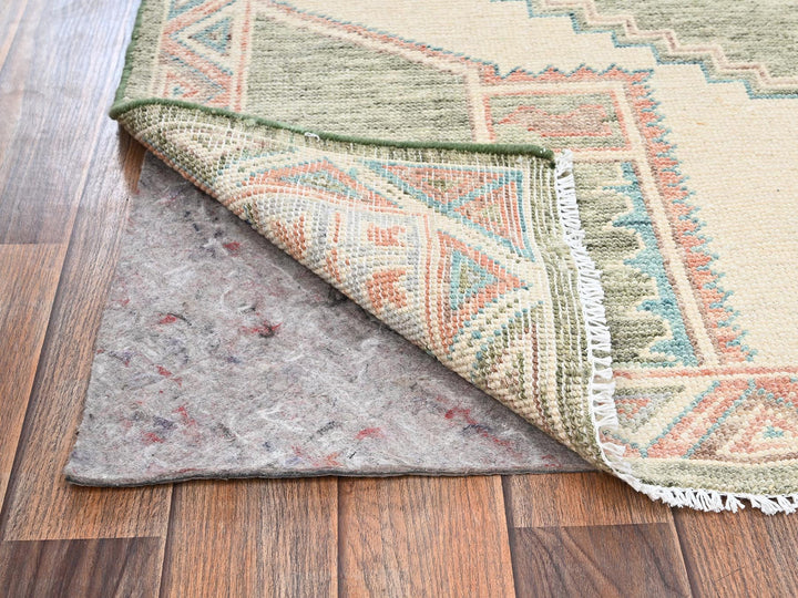 4'10" x 6'9" New Hand Knotted Green Wool Rectangle Oriental Rug - MOA1022723