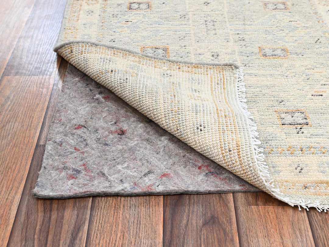 2'1" x 2'11" New Hand Knotted Grey Wool Rectangle Oriental Rug - MOA1022728