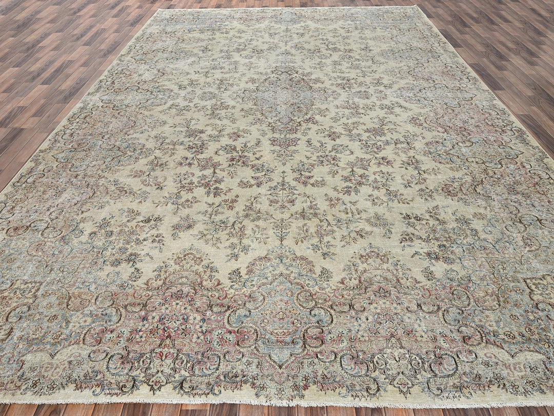 10'6" x 16'4" Vintage Hand Knotted Ivory Wool Rectangle Oriental Rug - MOA1022737