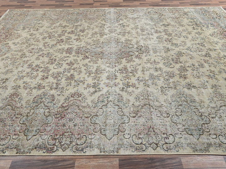 10'6" x 16'4" Vintage Hand Knotted Ivory Wool Rectangle Oriental Rug - MOA1022737