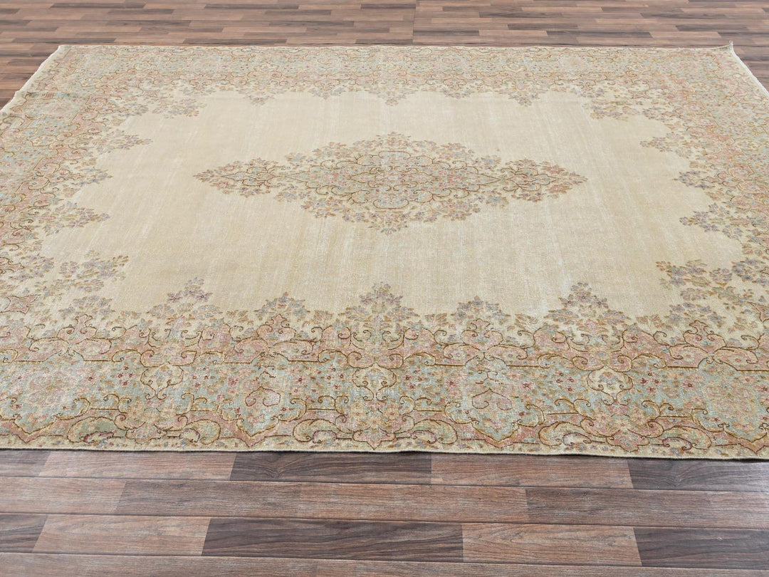 8'9" x 12'1" Vintage Hand Knotted Ivory Wool Rectangle Oriental Rug - MOA1022739