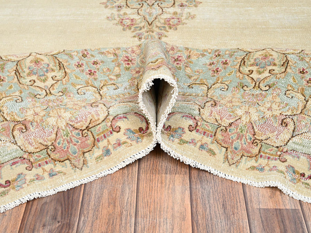 8'9" x 12'1" Vintage Hand Knotted Ivory Wool Rectangle Oriental Rug - MOA1022739