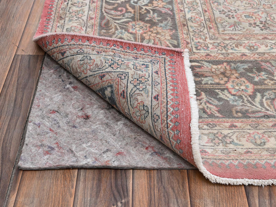 9'11" x 12'7" Vintage Hand Knotted Pink Wool Rectangle Oriental Rug - MOA1022752