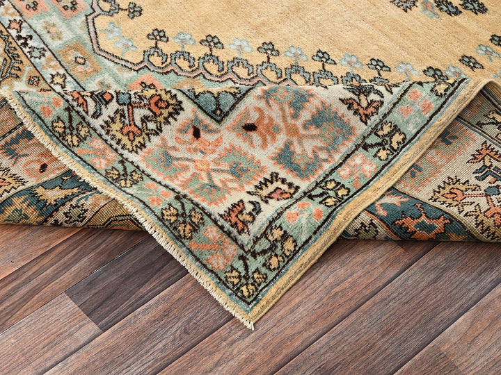 6'1" x 8'8" Vintage Hand Knotted Beige Wool Rectangle Oriental Rug - MOA1022757