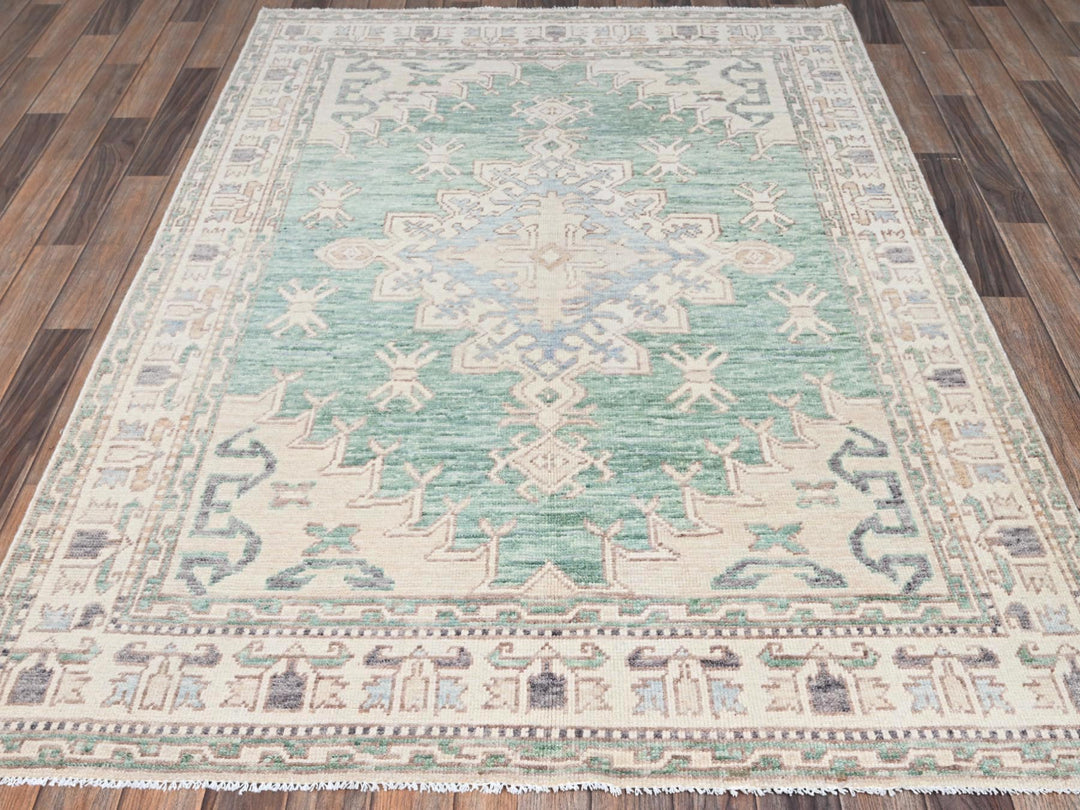 4'10" x 7'0" New Hand Knotted Green Wool Rectangle Oriental Rug - MOA1022771