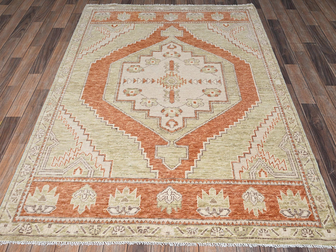 4'10" x 6'9" New Hand Knotted Brown Wool Rectangle Oriental Rug - MOA1022796