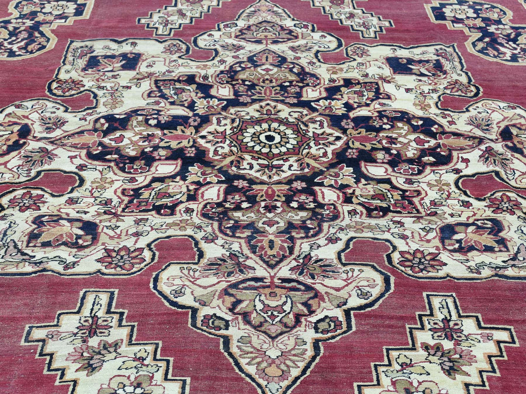 11'9" x 15'7" Vintage Hand Knotted Red Wool Rectangle Oriental Rug - MOA10232136