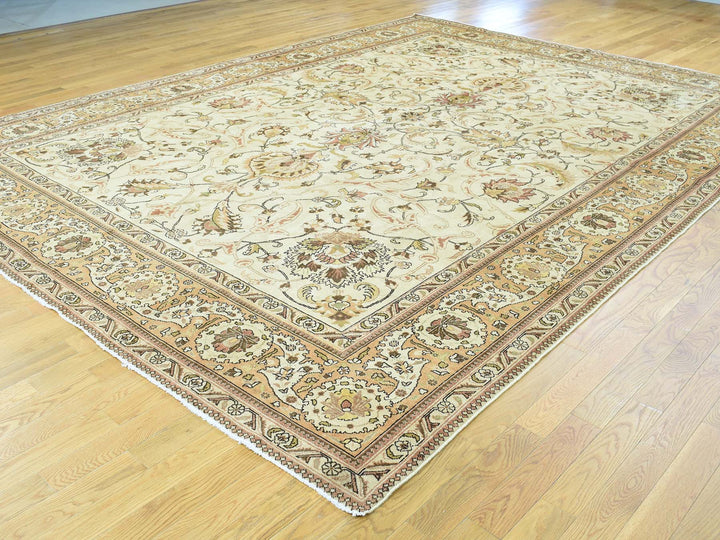 9'8" x 12'10" Vintage Hand Knotted Ivory Wool Rectangle Oriental Rug - MOA10232137