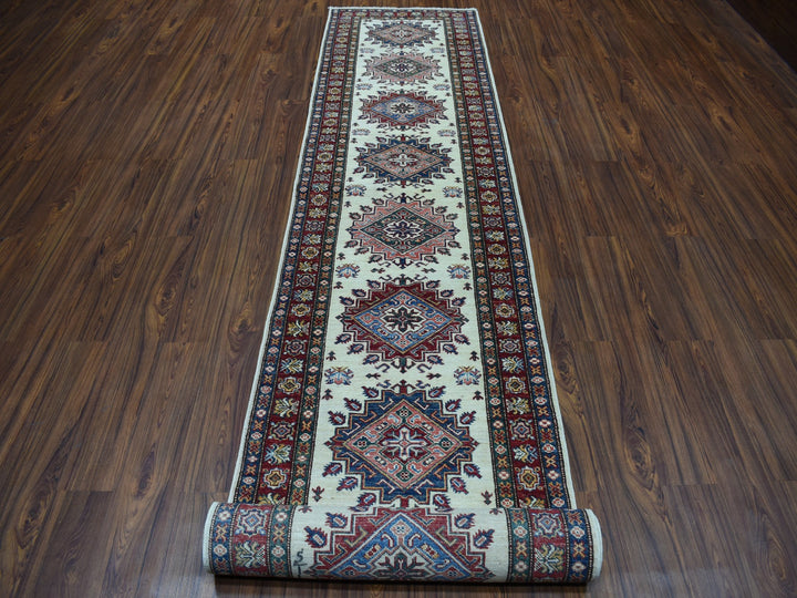 2'9" x 19'1" New Hand Knotted Ivory Wool Runner Oriental Rug - MOA10250187