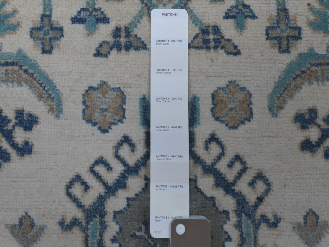 2'6" x 9'6" New Hand Knotted Ivory Wool Runner Oriental Rug - MOA10254862