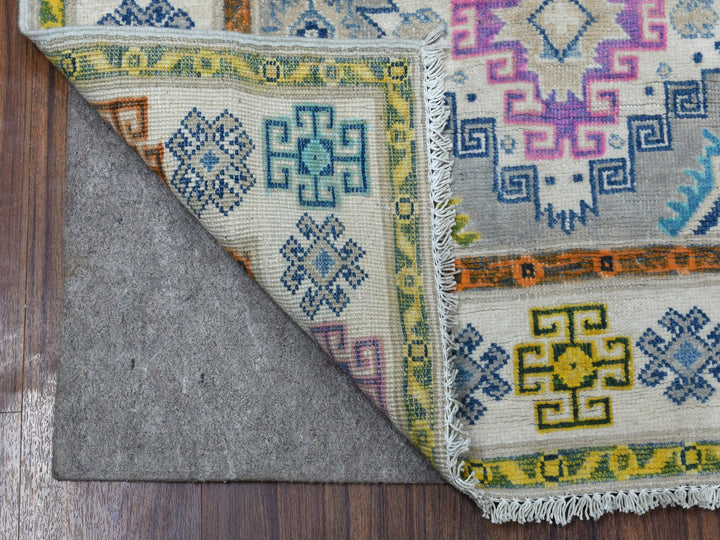 3'1" x 4'10" New Hand Knotted Grey Wool Rectangle Oriental Rug - MOA10255550