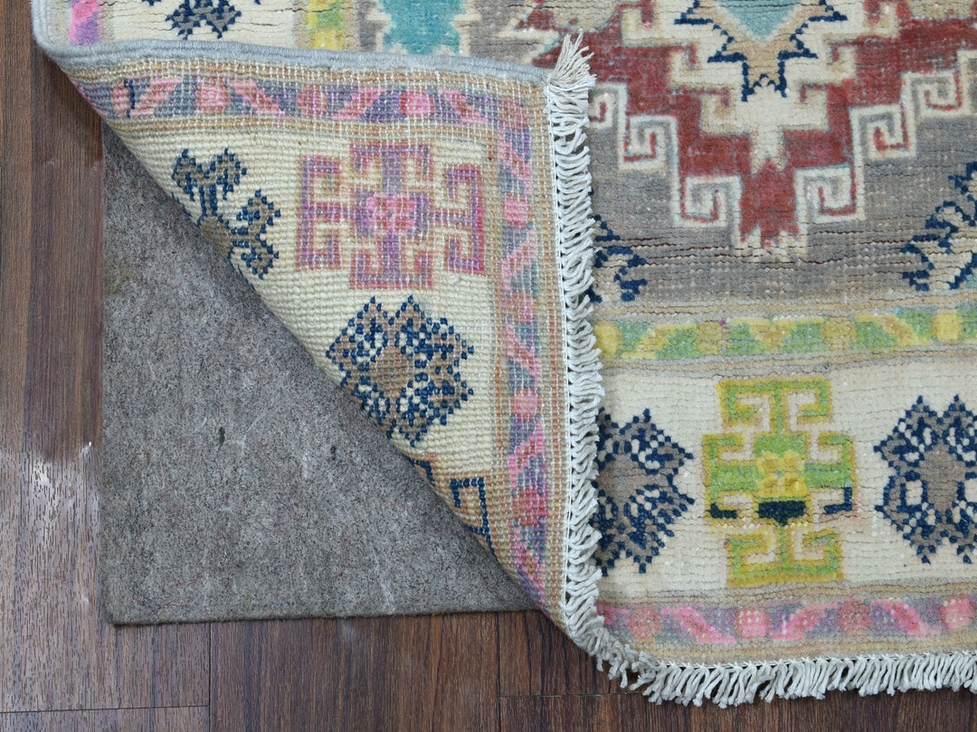 2'7" x 7'10" New Hand Knotted Grey Wool Runner Oriental Rug - MOA10255574