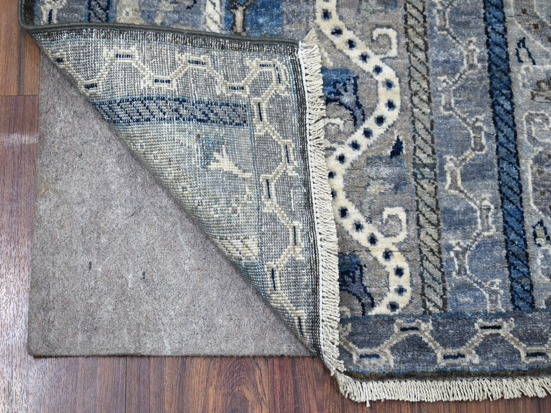2'6" x 9'7" New Hand Knotted Grey Wool Runner Oriental Rug - MOA10256517
