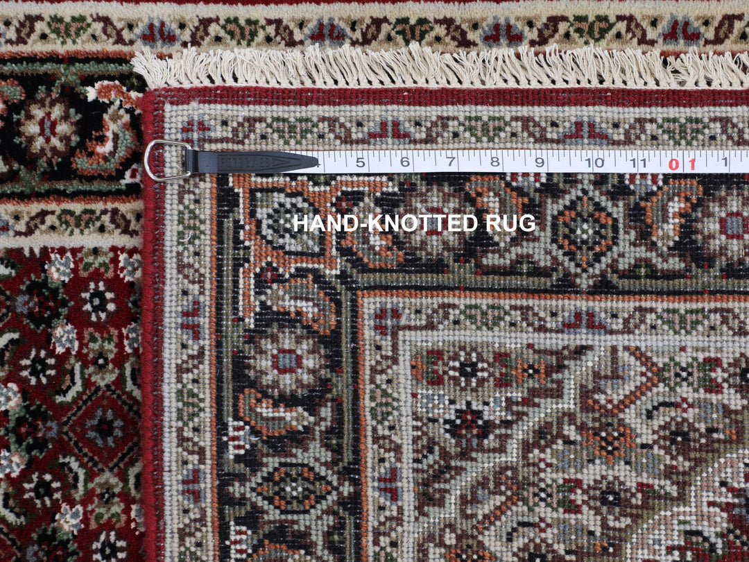 2'8" x 10'1" New Hand Knotted Red Wool Runner Oriental Rug - MOA10258319