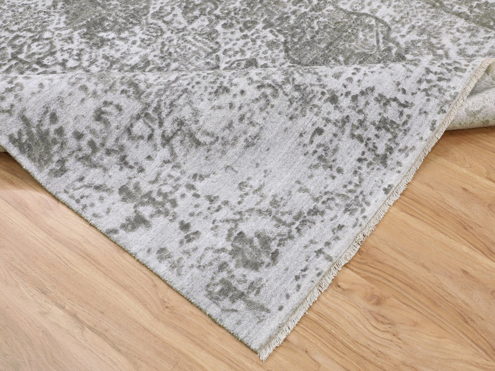 6'0" x 9'0" New Hand Knotted Grey Wool & Pure Silk Rectangle Oriental Rug - MOA10258339